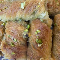 Kunafa roll pistachios